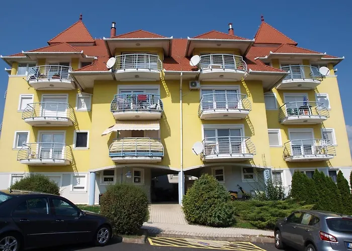 Aquarosa Apartman *