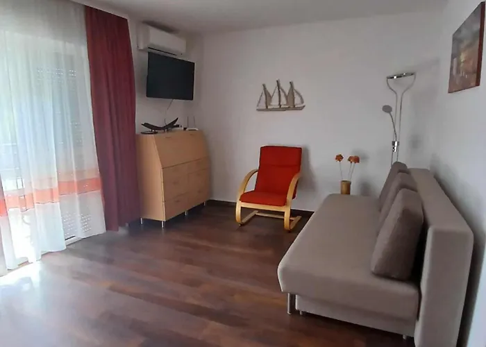 Aquarosa Apartman